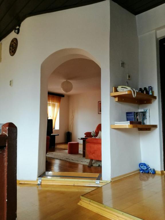 Guesthouse Nina サラエヴォ エクステリア 写真