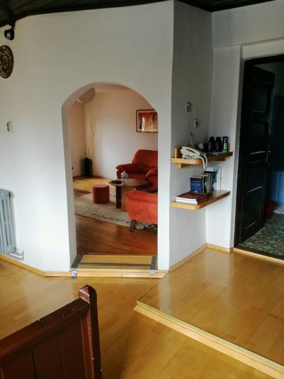 Guesthouse Nina サラエヴォ エクステリア 写真