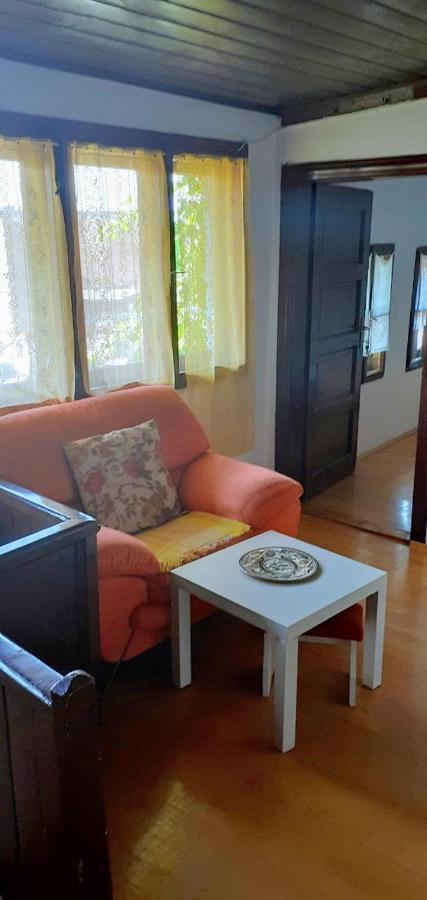 Guesthouse Nina サラエヴォ エクステリア 写真